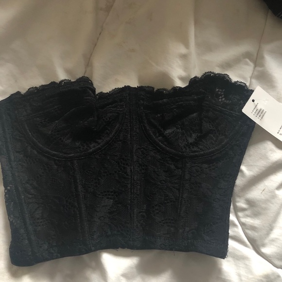 Black corset lace top - Picture 1 of 3